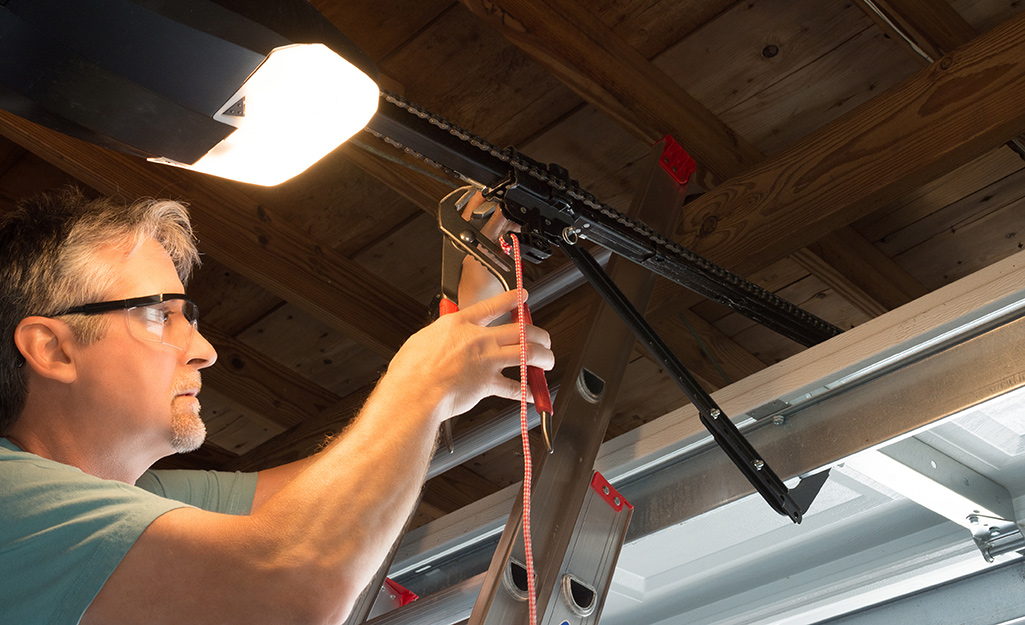 Garage Door Maintenance service